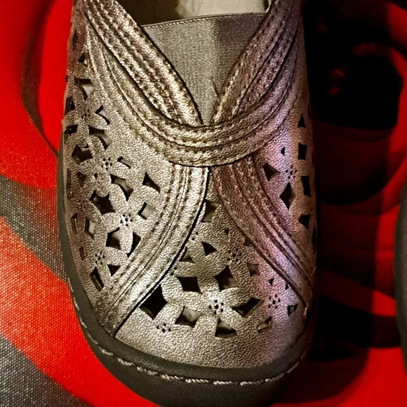 JBU Flats - Picture 2 of 7